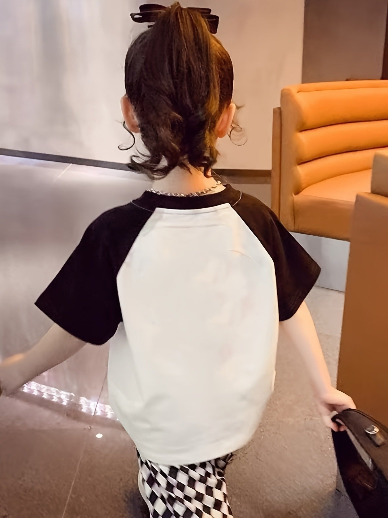 Brooklyn New York" Girls' Short Sleeve T-Shirt - Casual Summer 2025, Loose Fit with Raglan Sleeves, White & Black Color Block Top with Applique Detail, Polyester, Nonchic Style, Summer Top | Trendy Casualwear | Stylish Text D